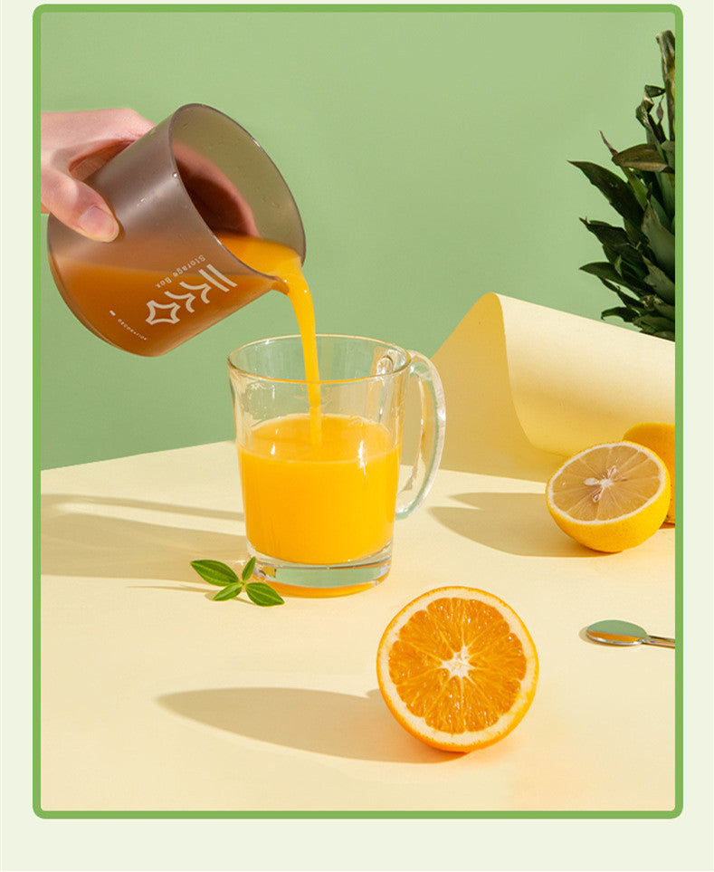 Manual Citrus Juicer Cup with Built-in Strainer – Portable Lemon & Orange Squeezer for Fresh Juice
