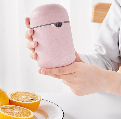 Portable USB Rechargeable Mini Juicer Blender